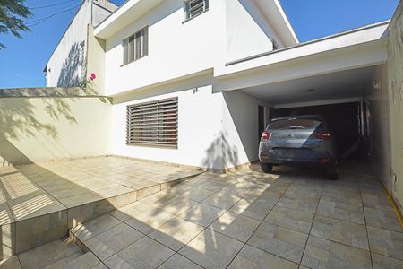 Casa à venda com 220m², 3 quartos e 6 vagasGaragem