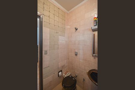 Casa à venda com 220m², 3 quartos e 6 vagasLavabo