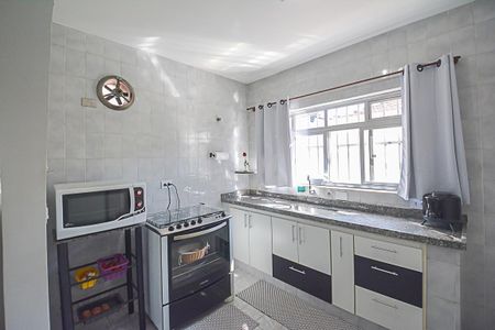 Casa à venda com 220m², 3 quartos e 6 vagasCozinha