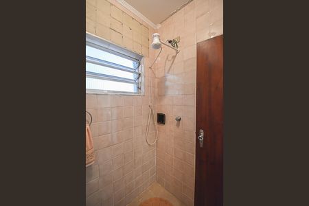 Casa à venda com 220m², 3 quartos e 6 vagasLavabo