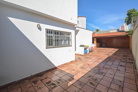 Casa à venda com 220m², 3 quartos e 6 vagasGaragem