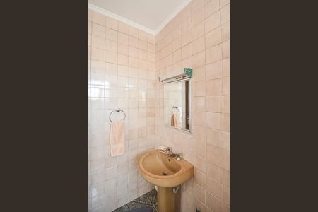 Casa à venda com 220m², 3 quartos e 6 vagasBanheiro da Suíte