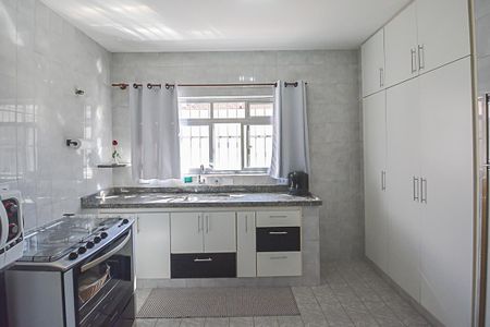 Casa à venda com 220m², 3 quartos e 6 vagasCozinha