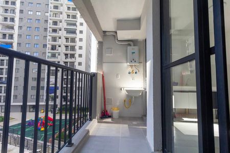 Apartamento para alugar com 40m², 2 quartos e 1 vaga Apartamento para alugar com 40m², 2 quartos e 1 vagaVaranda