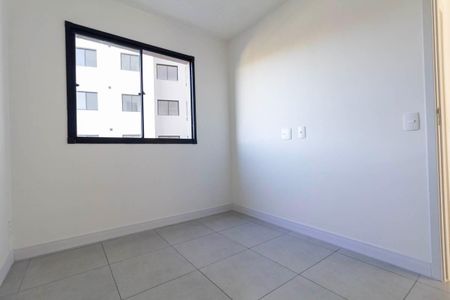 Quarto 1 de apartamento para alugar com 2 quartos, 40m² em Vila Campanela, São Paulo