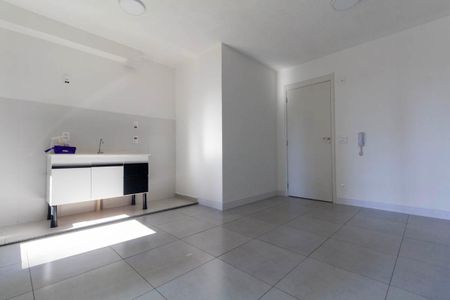 Sala de apartamento para alugar com 2 quartos, 40m² em Vila Campanela, São Paulo