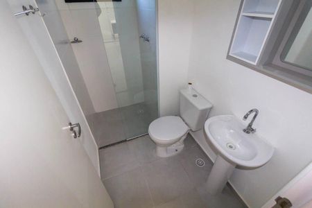 Apartamento para alugar com 40m², 2 quartos e 1 vaga Apartamento para alugar com 40m², 2 quartos e 1 vagaBanheiro