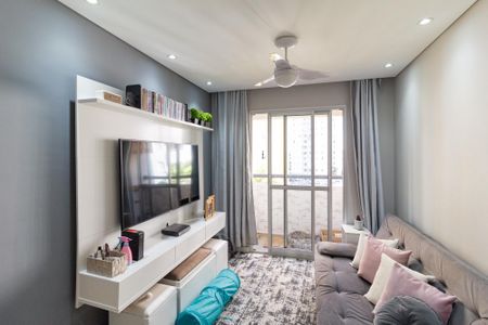 Sala de apartamento para alugar com 2 quartos, 54m² em Vila Yara, Osasco