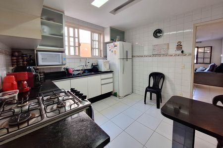 Casa para alugar com 101m², 2 quartos e 1 vaga Casa para alugar com 101m², 2 quartos e 1 vagaCozinha