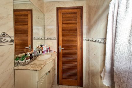Casa para alugar com 101m², 2 quartos e 1 vaga Casa para alugar com 101m², 2 quartos e 1 vagaBanheiro 1