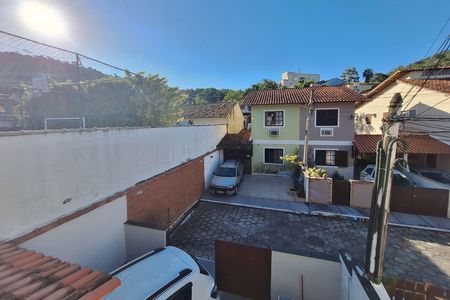 Quarto 1 de casa para alugar com 2 quartos, 101m² em Maria Paula, São Gonçalo