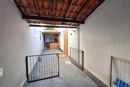 Casa para alugar com 101m², 2 quartos e 1 vaga Casa para alugar com 101m², 2 quartos e 1 vagaQuintal