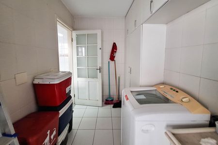 Casa para alugar com 101m², 2 quartos e 1 vaga Casa para alugar com 101m², 2 quartos e 1 vagaÁrea de Serviço