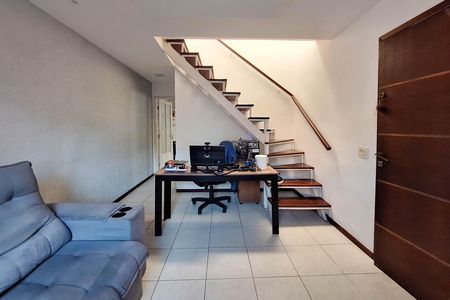 Casa para alugar com 101m², 2 quartos e 1 vaga Casa para alugar com 101m², 2 quartos e 1 vagaSala