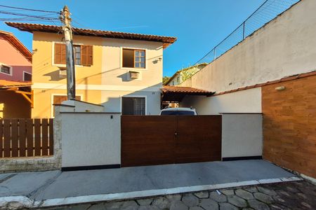 Casa para alugar com 101m², 2 quartos e 1 vaga Casa para alugar com 101m², 2 quartos e 1 vagaFachada