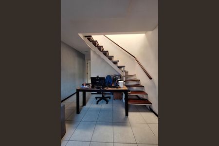 Sala de casa para alugar com 2 quartos, 101m² em Maria Paula, São Gonçalo