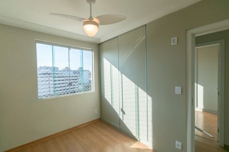 Apartamento para alugar com 70m², 3 quartos e 1 vaga