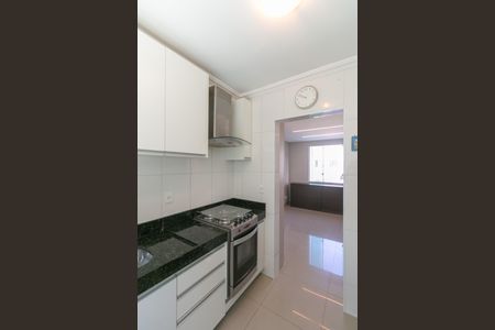 Apartamento para alugar com 70m², 3 quartos e 1 vaga