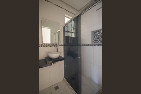 Casa para alugar com 110m², 2 quartos e 1 vaga Casa para alugar com 110m², 2 quartos e 1 vagaBanheiro