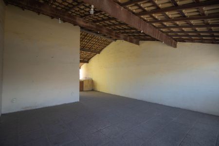 Casa para alugar com 110m², 2 quartos e 1 vaga Casa para alugar com 110m², 2 quartos e 1 vagaTerraço