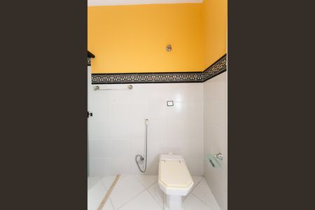 Casa para alugar com 150m², 3 quartos e 2 vagas Casa para alugar com 150m², 3 quartos e 2 vagasBanheiro da Suíte