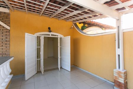 Casa para alugar com 150m², 3 quartos e 2 vagas Casa para alugar com 150m², 3 quartos e 2 vagasVaranda da Suíte
