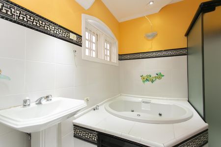 Casa para alugar com 150m², 3 quartos e 2 vagas Casa para alugar com 150m², 3 quartos e 2 vagasBanheiro da Suíte