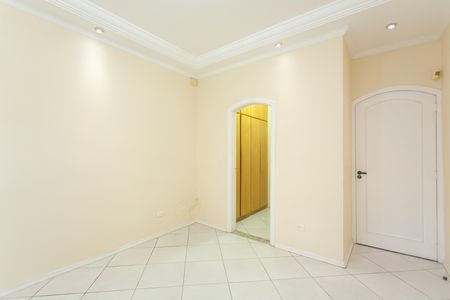 Casa para alugar com 150m², 3 quartos e 2 vagas Casa para alugar com 150m², 3 quartos e 2 vagasSuíte