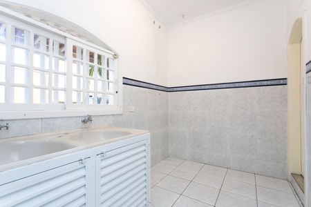Casa para alugar com 150m², 3 quartos e 2 vagas Casa para alugar com 150m², 3 quartos e 2 vagasÁrea de Serviço