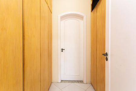 Casa para alugar com 150m², 3 quartos e 2 vagas Casa para alugar com 150m², 3 quartos e 2 vagasCloset da suíte