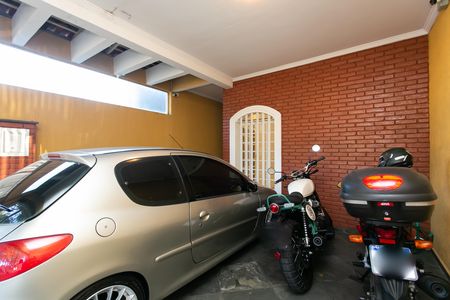 Casa para alugar com 150m², 3 quartos e 2 vagas Casa para alugar com 150m², 3 quartos e 2 vagasGaragem