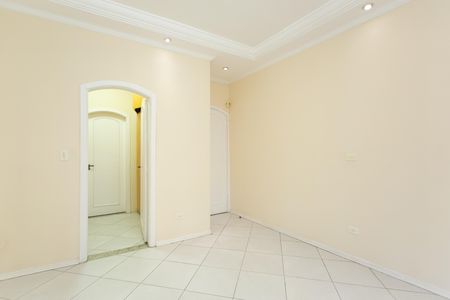 Casa para alugar com 150m², 3 quartos e 2 vagas Casa para alugar com 150m², 3 quartos e 2 vagasSuíte