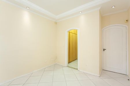 Casa para alugar com 150m², 3 quartos e 2 vagas Casa para alugar com 150m², 3 quartos e 2 vagasSuíte