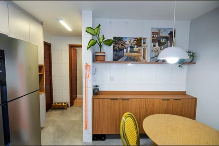 Apartamento para alugar com 75m², 2 quartos e 1 vaga Apartamento para alugar com 75m², 2 quartos e 1 vagaCozinha