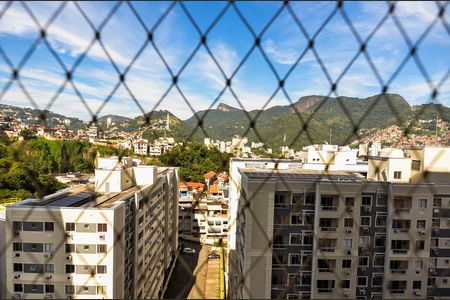 Apartamento para alugar com 75m², 2 quartos e 1 vaga Apartamento para alugar com 75m², 2 quartos e 1 vagaSala