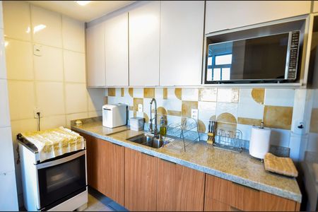 Apartamento para alugar com 75m², 2 quartos e 1 vaga Apartamento para alugar com 75m², 2 quartos e 1 vagaCozinha