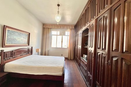 Apartamento à venda com 140m², 3 quartos e 1 vaga Apartamento à venda com 140m², 3 quartos e 1 vagaSuite