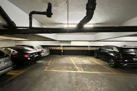 Apartamento à venda com 140m², 3 quartos e 1 vaga Apartamento à venda com 140m², 3 quartos e 1 vagaGaragem