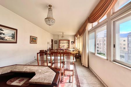 Apartamento à venda com 140m², 3 quartos e 1 vaga