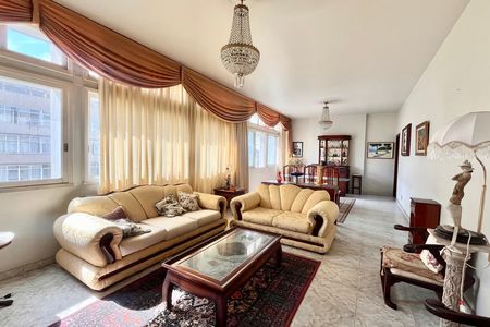 Apartamento à venda com 140m², 3 quartos e 1 vaga Apartamento à venda com 140m², 3 quartos e 1 vagaSala