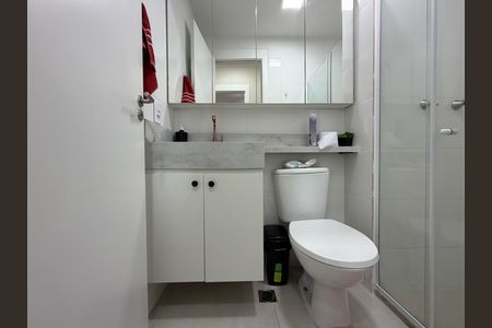 Apartamento à venda com 43m², 2 quartos e 1 vaga Apartamento à venda com 43m², 2 quartos e 1 vagaBanheiro