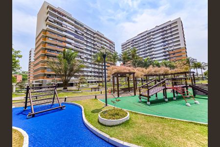 Apartamento à venda com 79m², 3 quartos e 2 vagas Apartamento à venda com 79m², 3 quartos e 2 vagasÁrea comum - Playground