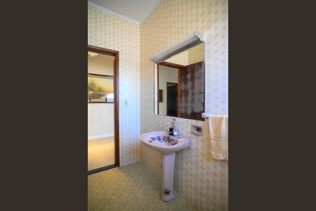 Casa para alugar com 350m², 4 quartos e 12 vagas Casa para alugar com 350m², 4 quartos e 12 vagasLavabo