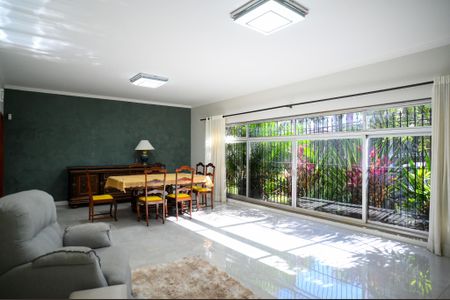 Sala de casa para alugar com 4 quartos, 350m² em Vila Santo Estefano, São Paulo