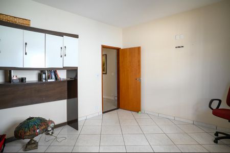 Casa para alugar com 350m², 4 quartos e 12 vagas Casa para alugar com 350m², 4 quartos e 12 vagasQuarto 2