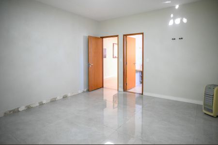 Casa para alugar com 350m², 4 quartos e 12 vagas Casa para alugar com 350m², 4 quartos e 12 vagasQuarto 1 - Suite