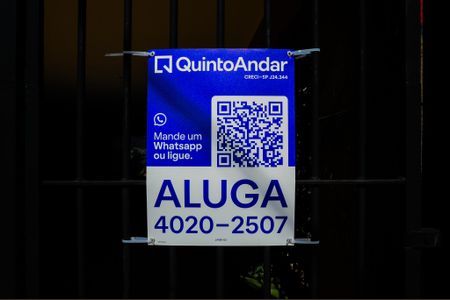 Casa para alugar com 350m², 4 quartos e 12 vagas Casa para alugar com 350m², 4 quartos e 12 vagasPlaca