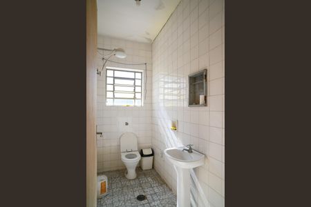 Casa para alugar com 350m², 4 quartos e 12 vagas Casa para alugar com 350m², 4 quartos e 12 vagasBanheiro de Serviço