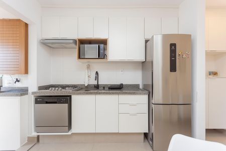 Cozinha de apartamento à venda com 2 quartos, 42m² em Vila Isa, São Paulo