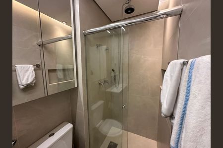 Apartamento para alugar com 75m², 2 quartos e 2 vagas Apartamento para alugar com 75m², 2 quartos e 2 vagasBanheiro da Suíte 1
